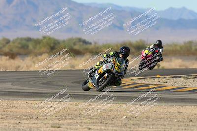 media/Nov-16-2024-CVMA (Sat) [[0e4bb1f32f]]/Race 9-Amateur Supersport Middleweight/